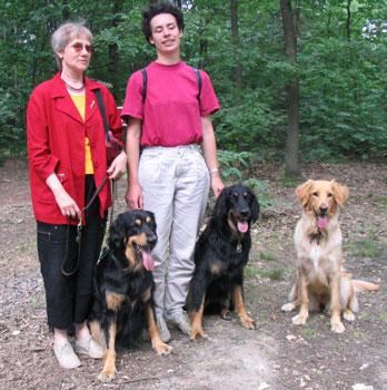 Marie-Franoise et Sultane, Caroline et Silo, Paola en dtente